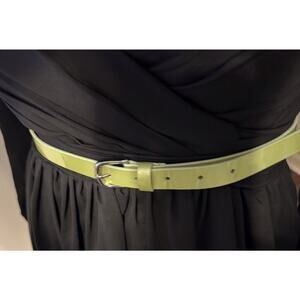 Via Spiga Italy Genuine Leather Lime Green Belt M Preppy workwear 47-84